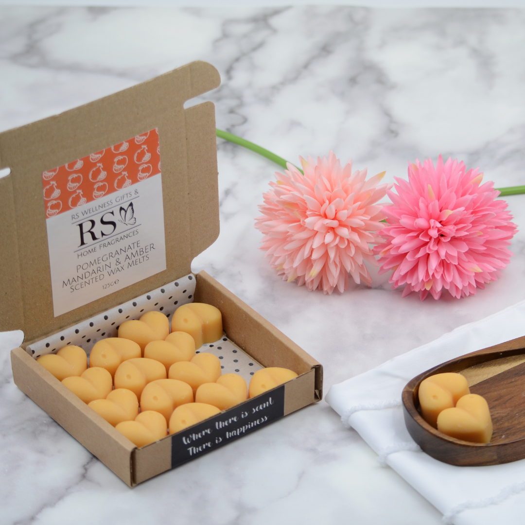 Pomegranate, Mandarin and Amber Scented Heart Wax Melts