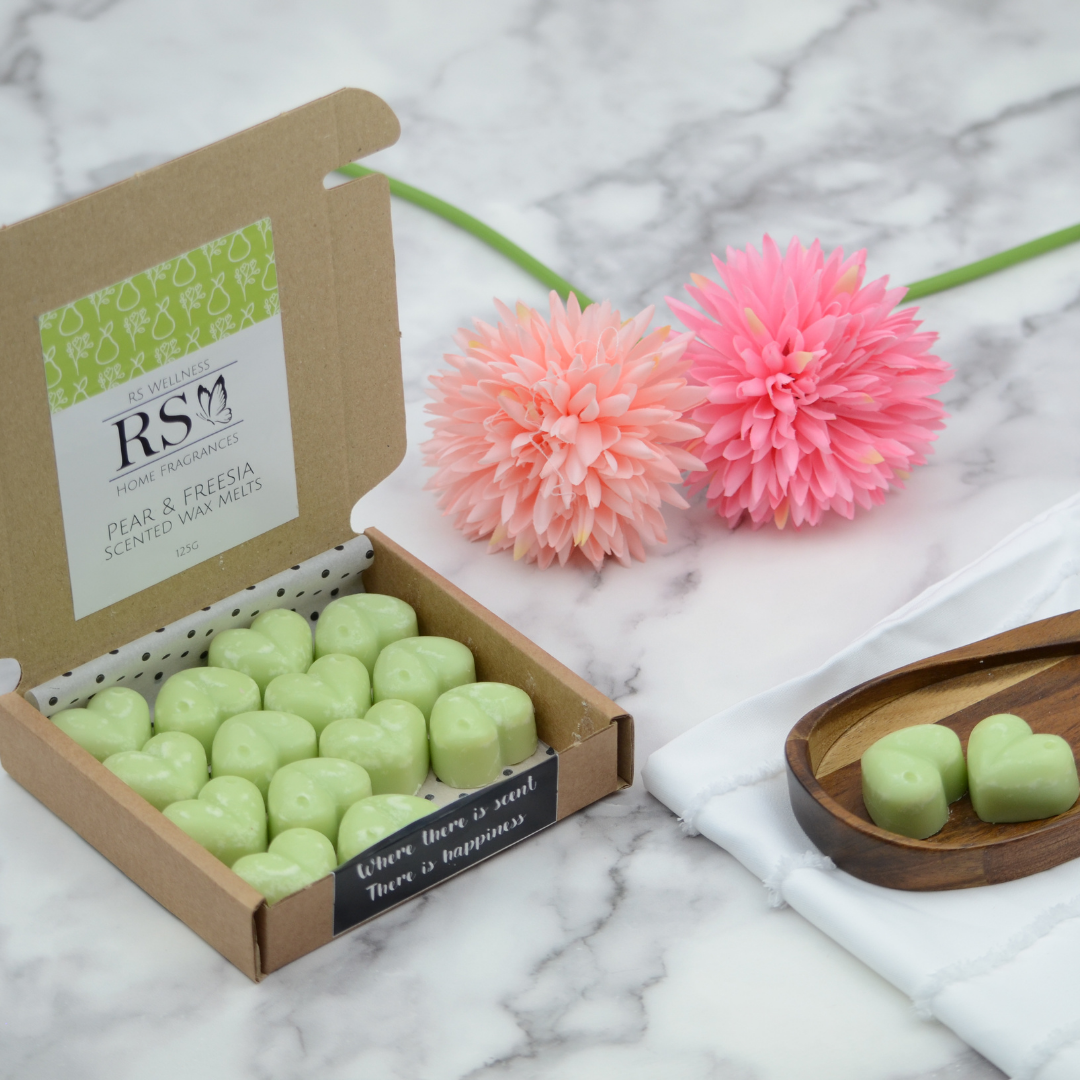 Pear and Freesia Scented Heart Wax Melts